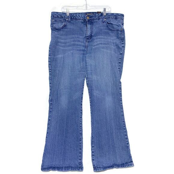 ZD Premium Blue Denim Jeans Women's Size 22 With Embellished Pockets - Picture 1 of 8